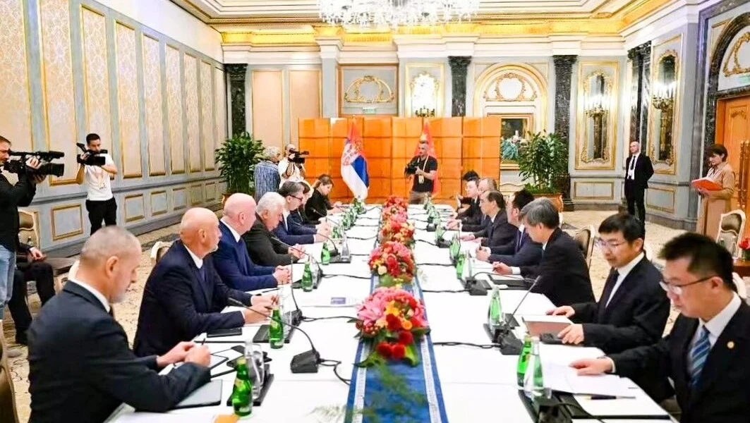 Qiao Xubin Meets with Serbian President Aleksandar Vu?i?