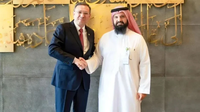 Ni Zhen Meets with Nasser Al-Qahtani, Saudi Arabia’s Assistant Minister of Energy