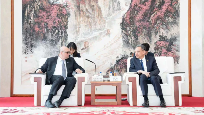 CEEC Deepens Strategic Cooperation with UAE’s Masdar